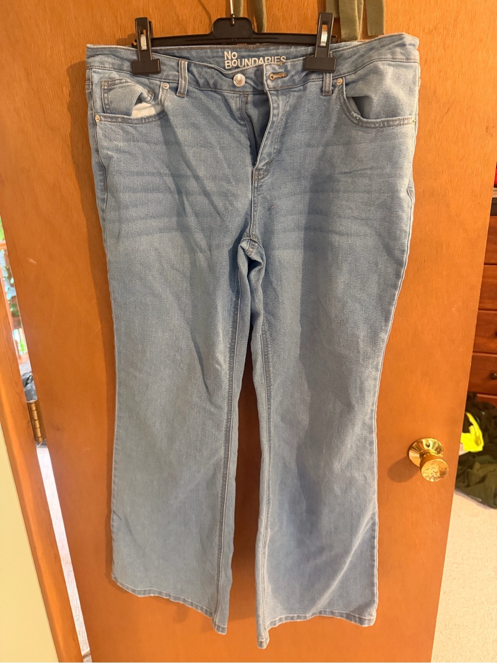 No Boundaries Light Blue Straight Leg Women’s Jeans